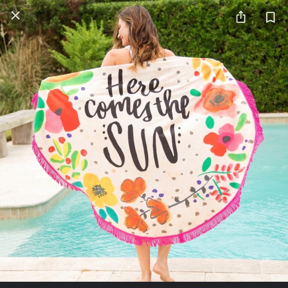 Natural Life Here Comes the Sun round beach towel